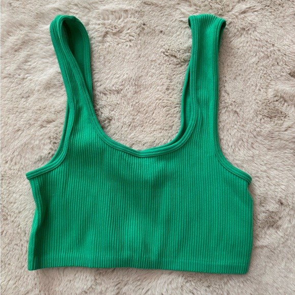 Colorful Ribbed Crop Tops - Picture 5 of 5